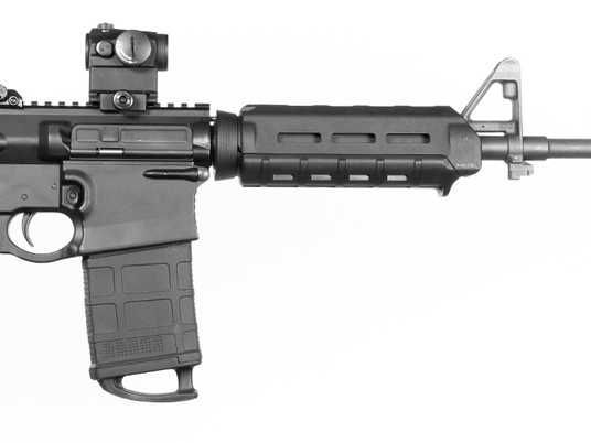 Цівка Magpul® MOE® M-LOK® Hand Guard, Carbine-Length для AR15/M4 Цівка Magpul® MOE® M-LOK® Hand Guard, Carbine-Length для AR15/M4